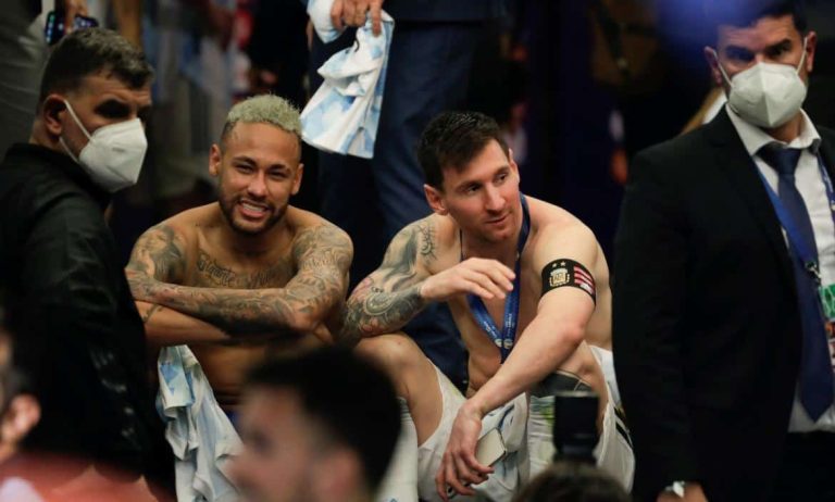 (VIDEO) GESTO DE CAPITÁN: Messi impidió que se burlen de Brasil
