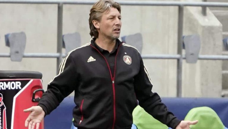 Atlanta United destituye a Gabriel Heinze