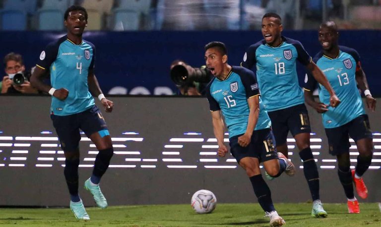 Noticia Banco Guayaquil: La posible alineación de la Tri ante Argentina