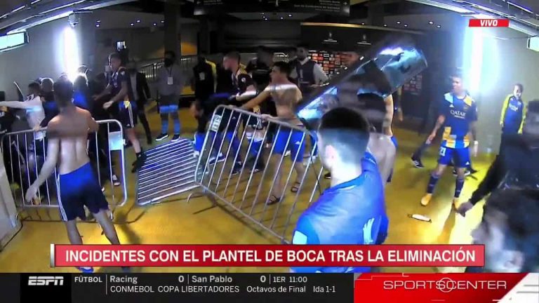(VIDEO) Escándalo en Brasil: Los jugadores de Boca se enfrentaron con la policía