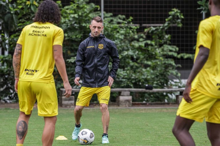 (FOTOS) Kitu Díaz ya entrena con normalidad en BSC