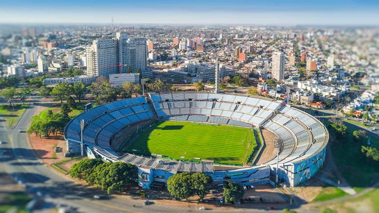 Noticia Banco Guayaquil || Uruguay vs Ecuador no se jugará en el Estadio Centenario