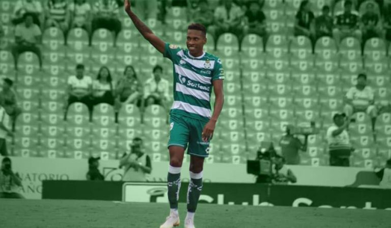Ayrton Preciado aclara: “¿Si me voy de Santos? NO va a pasar”