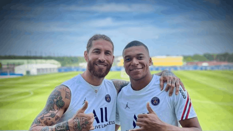 Mbappé acorta las vacaciones y se incorpora al PSG