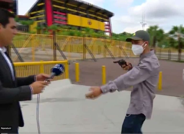 Arrestaron al sujeto que asaltó a periodistas deportivos en el Monumental