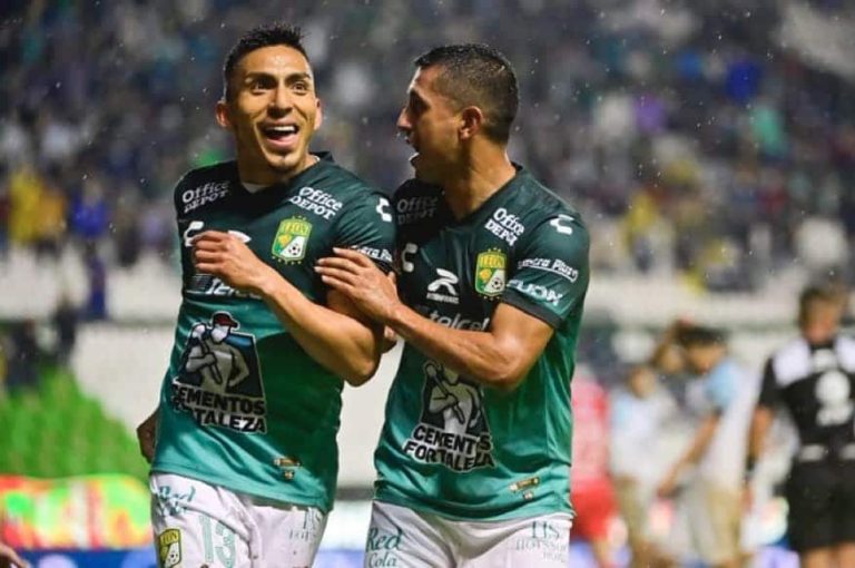 (VIDEO) ¡INCREÍBLE DEFINICIÓN! Golazo de Ángel Mena en México