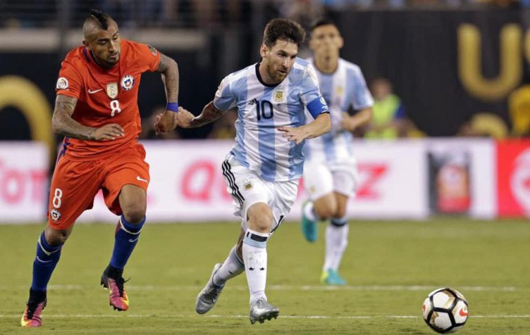 Jugadores sudamericanos en Europa unen fuerzas para jugar las Eliminatorias