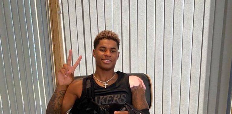 Rashford, operado, tres meses de baja
