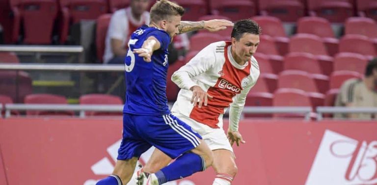 Jugador del Ajax denuncia amenazas de muerte