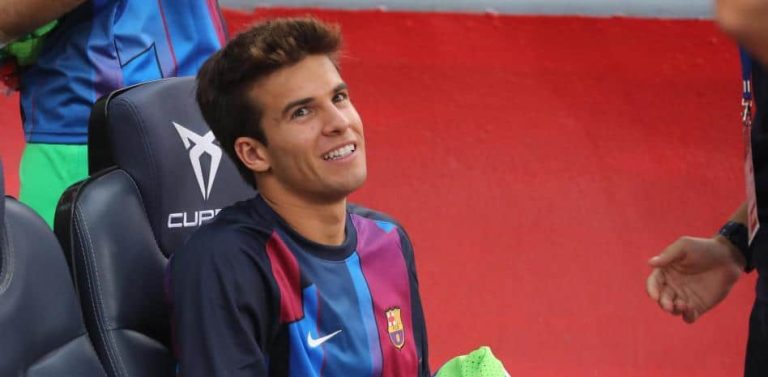 Interés por Riqui Puig, que no piensa en irse