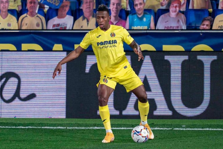“HA VUELTO”: Villarreal dedica video a Pervis Estupiñán