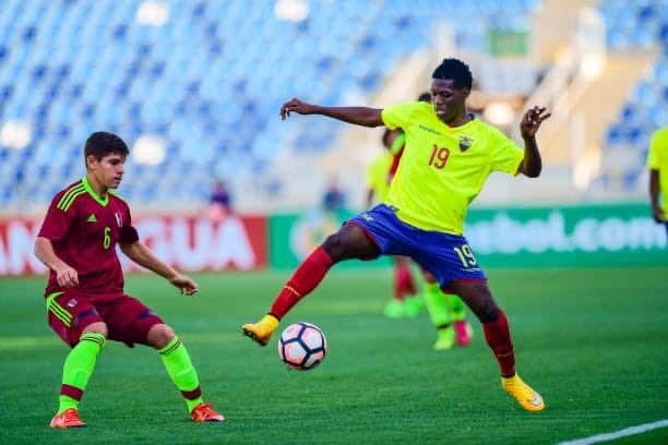 OFICIAL: El ecuatoriano Santiago Micolta, a México