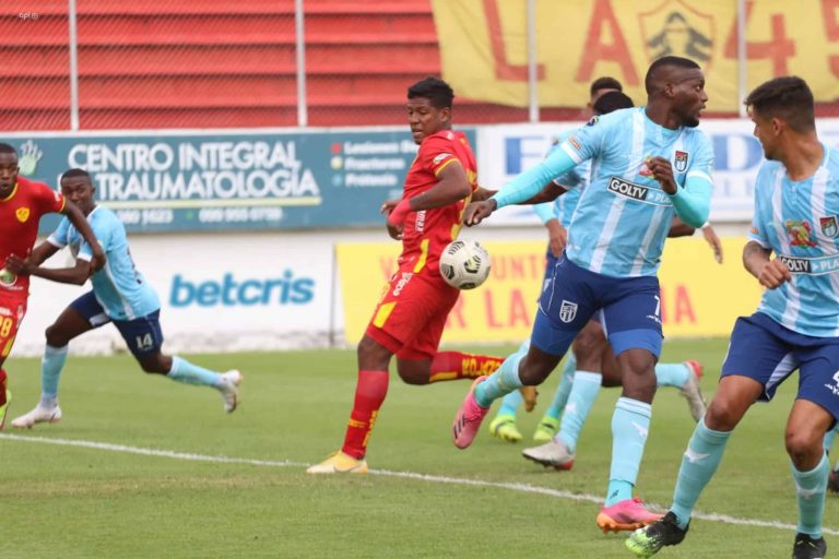 ¡NO LIQUIDARON Y PERDIÓ DOS PUNTOS! Aucas igualó en casa ante 9 de Octubre