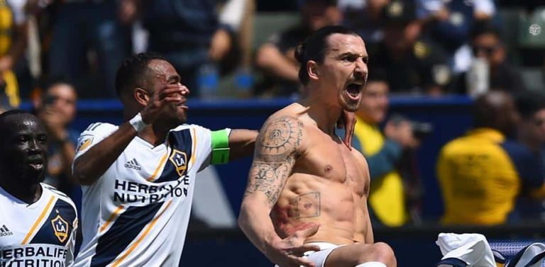 Ibra, a sus compañeros: “Tu toque es una mierda, no puedes correr…”