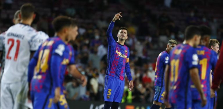 La suplencia de Piqué, consensuada con Koeman