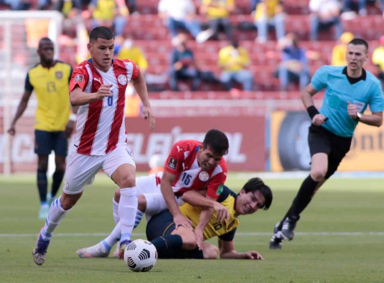 (FOTO) ¡DEJÓ TODO! Así quedó el pie de Gaibor tras el partido