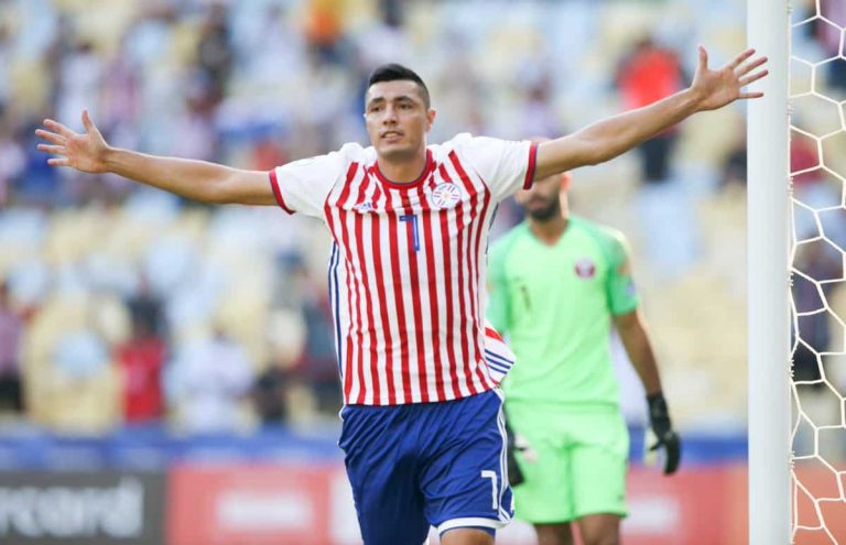 VUELVE A LA SELECCIÓN: Óscar Cardozo es convocado en Paraguay