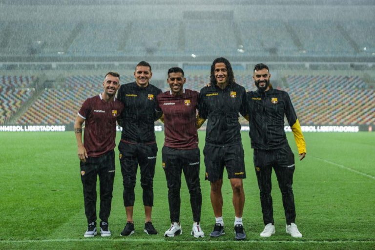 (VIDEO) La lluvia fue la protagonista: BSC reconoció el césped del Maracaná