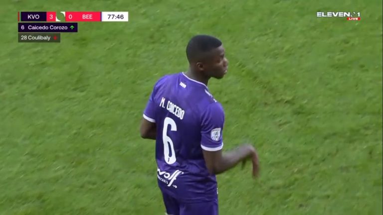 (FOTO) Moisés Caicedo debutó en el fútbol de Bélgica