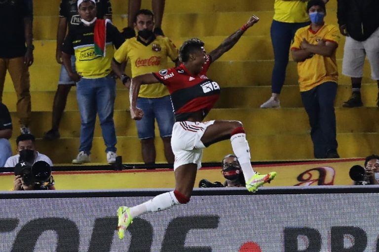 (VIDEO) FIN AL SUEÑO COPERO: Barcelona cayó ante Flamengo en el Monumental