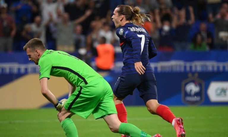 (VIDEO) ¡AL RITMO DE ‘GRIZI’! Francia ganó en casa y se acerca al mundial de Qatar