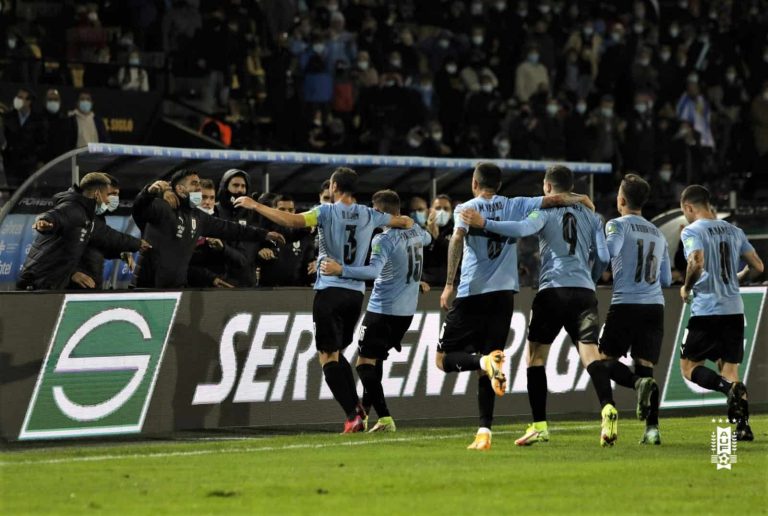 (VIDEO) LUVIA DE GOLES: Uruguay venció pero sufrió en el final ante Bolivia