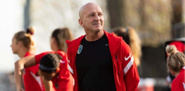“Nunca he abusado sexualmente de estas jugadoras”