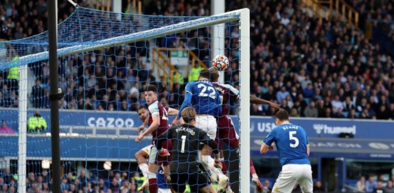 El 32% de los jugadores de la Premier siguen sin estar vacunados