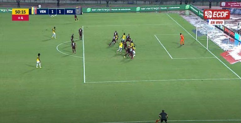 ¡POLÉMICA EN CARACAS! El VAR le negó un gol a Ecuador