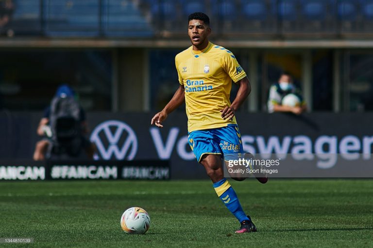 Ferigra hizo un autogol en la derrota de Las Palmas en España