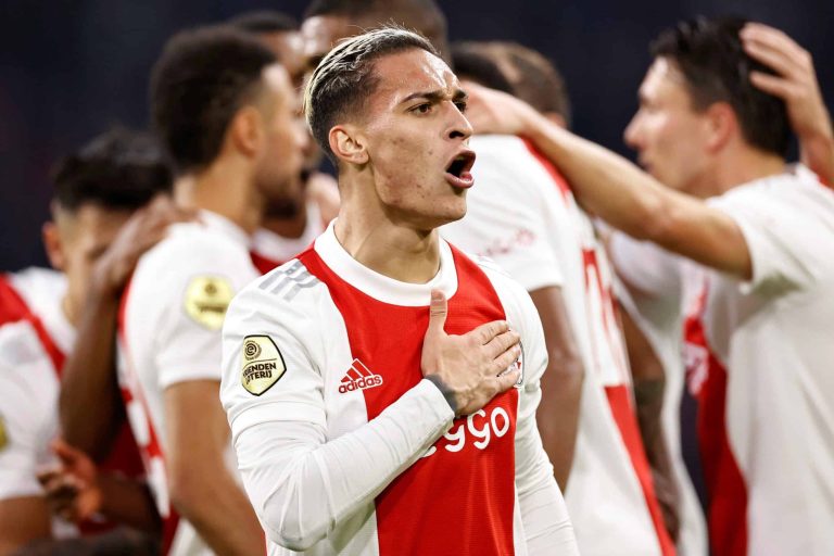 (VIDEO) OTRO 5-0: Ajax aplastó al PSV en el Clásico de la Eredivisie