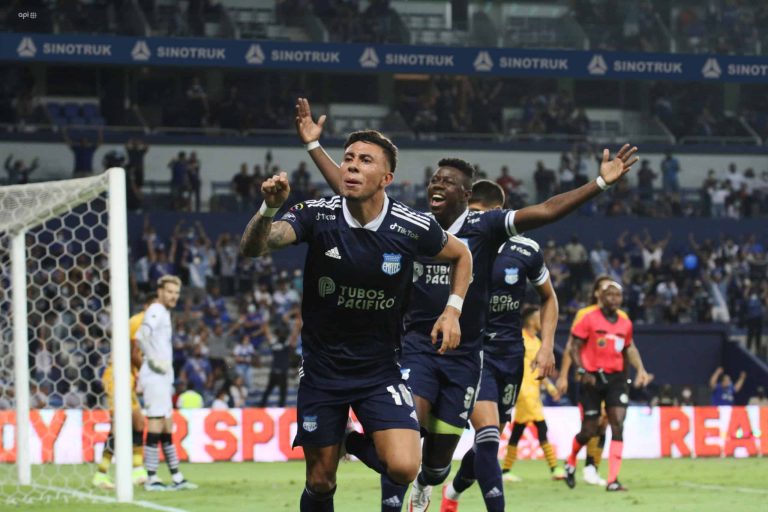 (VIDEO) DOBLETE DE JOAO ROJAS Y EL CLÁSICO FUE PARA EMELEC
