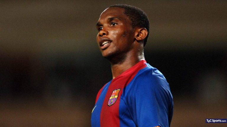 Samuel Eto’o, sobre el presente del Barcelona: “Me está haciendo sufrir”