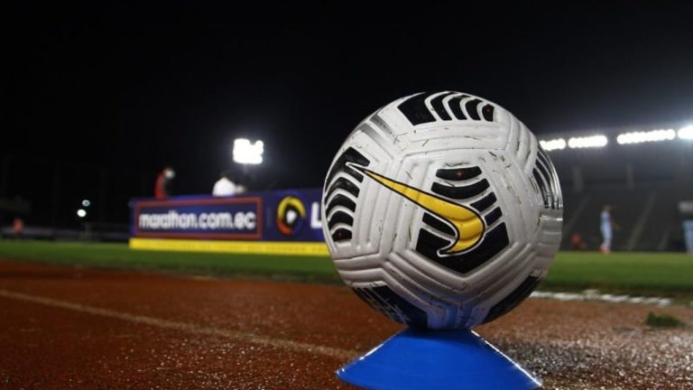 (FOTO) Ingresa el blanco, sale el naranja: Cambio de balón en la LigaPro BETCRIS