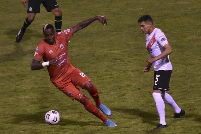 (VIDEO) Kevin Mina aclara: “Yo jugaría en La TRI hasta gratis”