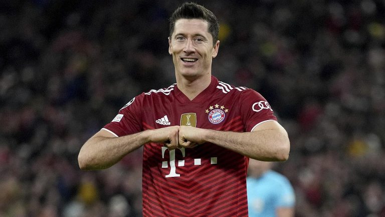 Lewandowski: premio Golden Player 2021
