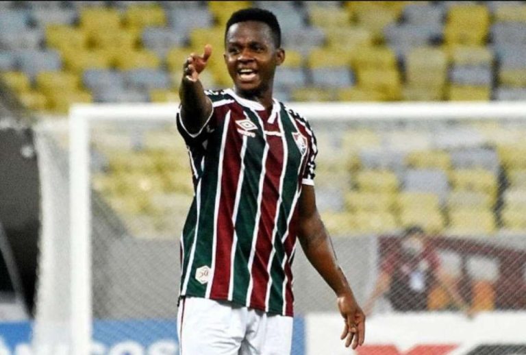 (VIDEO) Asistencia de Juan Cazares para el gol del triunfo