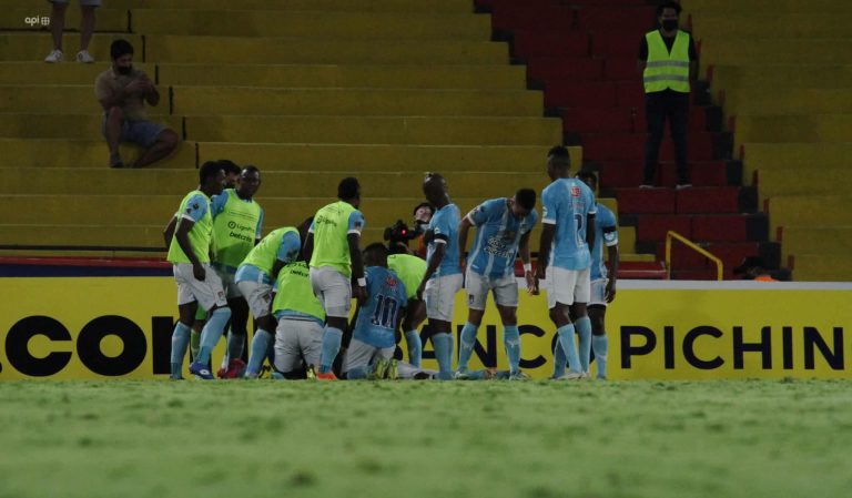 “No hay feriados, ni descanso. Estamos concentrados en llegar a la final”