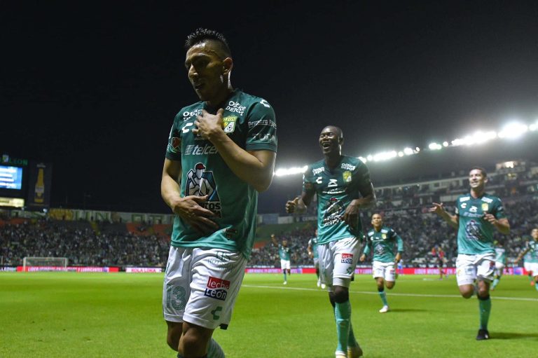 (VIDEO) Por Liga MX: ¡DOBLETE DE ÁNGEL MENA!