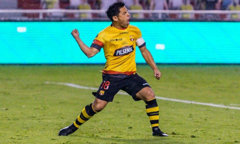 Matías Oyola será operado