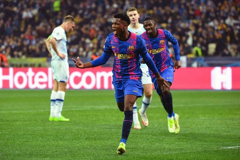 (VIDEO) EL BARCA RESPIRA: Derrotó al Dinamo Kiev con gol de Ansu fati