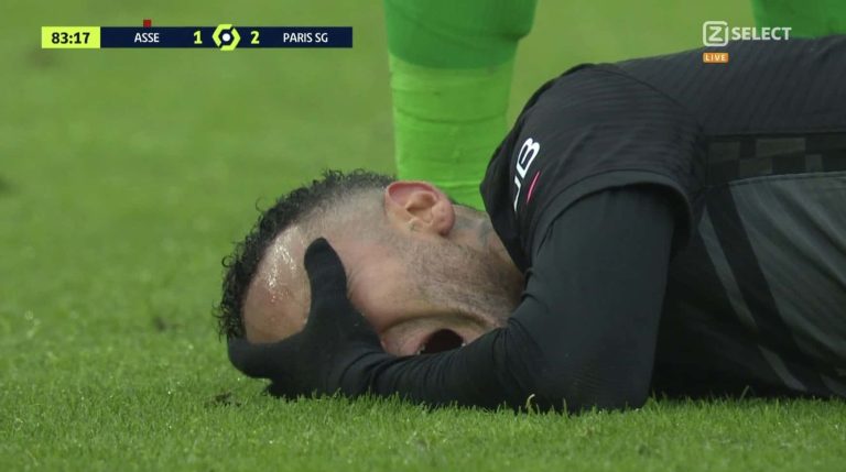 (VIDEO) ALARMA EN BRASIL: Fuerte lesión de Neymar en Francia