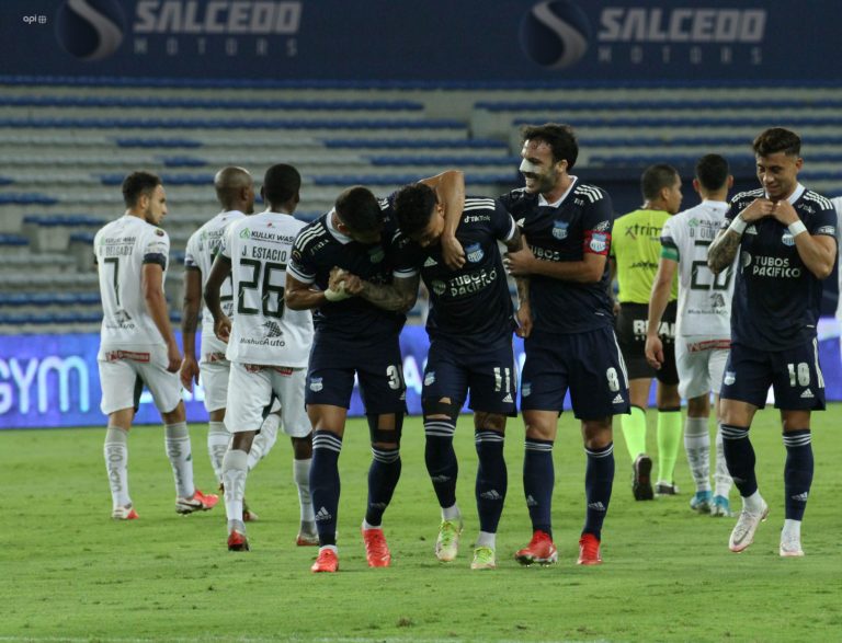 Emelec retornó a las prácticas, pensando en IDV