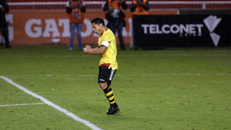 Noticia Banco Guayaquil: Se le acabó el año a Matías Oyola