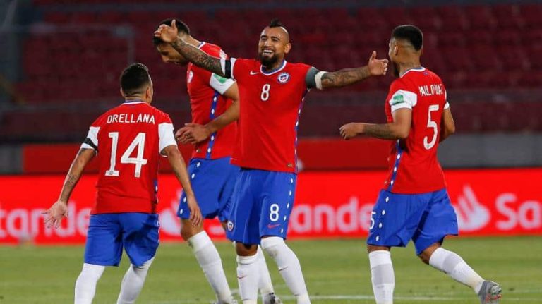 Eliminatorias: Los convocados de Chile para los duelos ante Paraguay y Ecuador