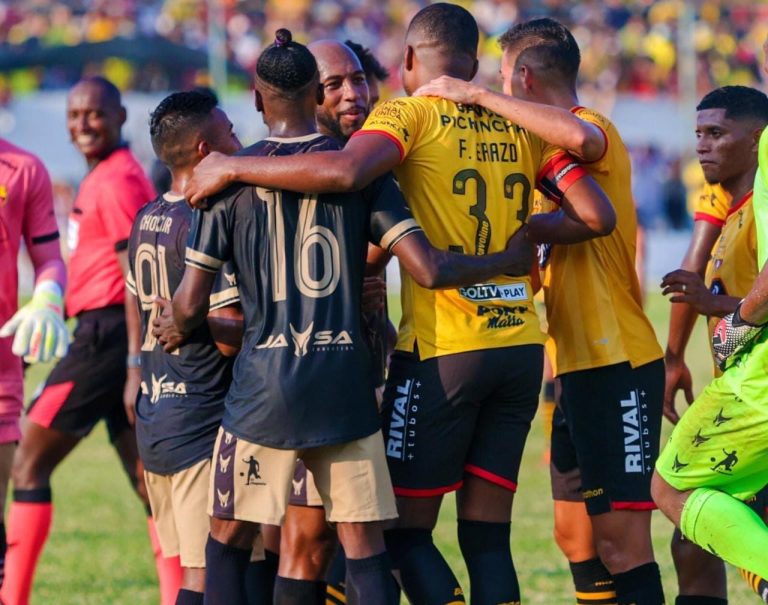 (VIDEO) Frickson Erazo se despidió en la victoria de BSC 8-1 Vs. los amigos del defensor