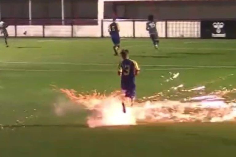 (VIDEO) Jugador resultó herido por fuegos artificiales