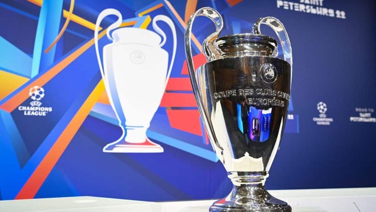 ¿Cuándo y cómo se juegan los octavos de la Champions 2021/22?