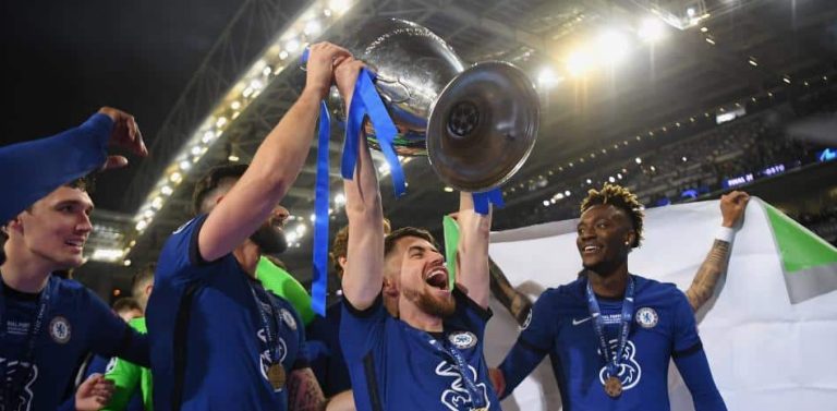 Cuántos equipos de octavos no han ganado la Champions