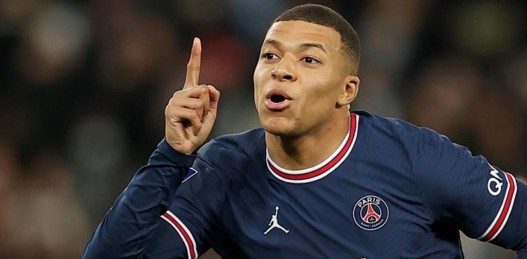 “¿La camiseta de Messi? Tengo la de Mbappé, no hay nada mejor”
